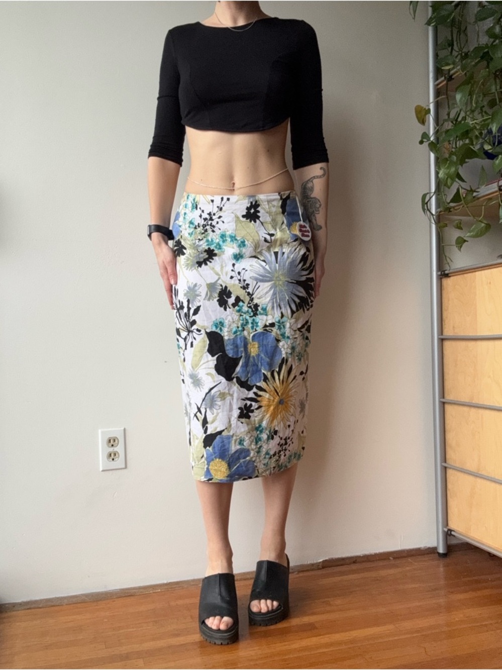 Talbots white linen Floral Pencil Midi Skirt